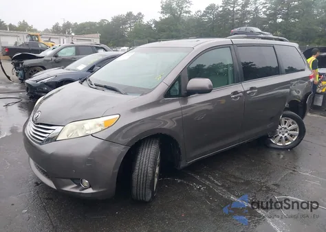 2011 Toyota Sienna Limited из США, поврежденный, VIN 5TDDK3DC5BS021668